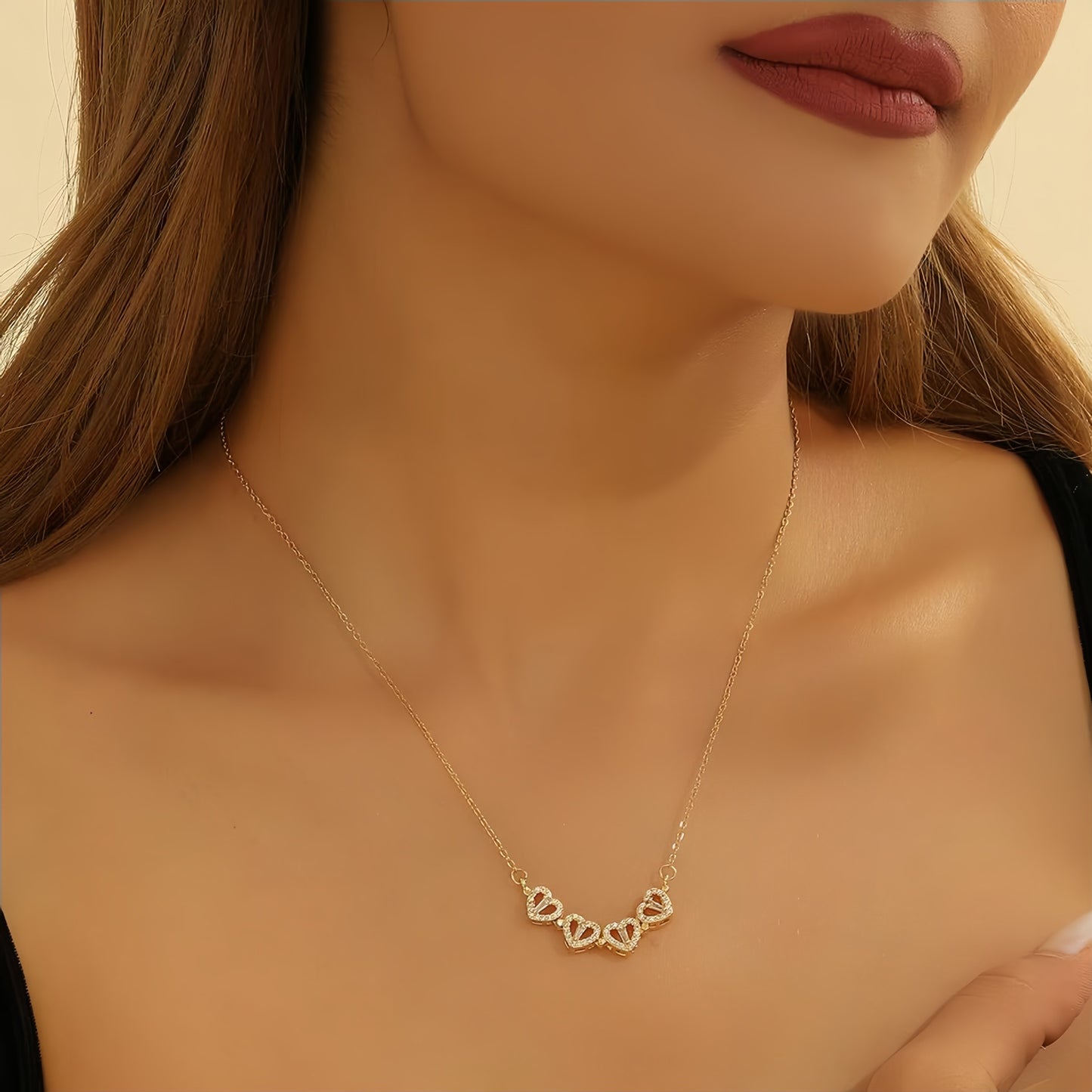 Women's Luxury Heart & Four-Leaf Clover Necklace - Dual-Wear Minimalist Pendant for Everyday Fashion, Weddings, and Gifts
